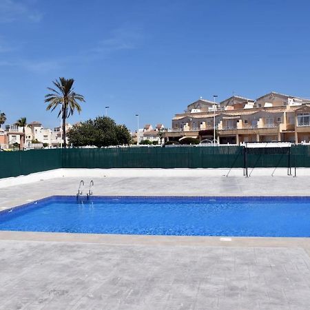 Casa Alex Torrevieja- Holiday House - Con Piscina Comunitaria Bagian luar foto